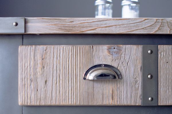 peltro per la realizzazione di mobili da cucina